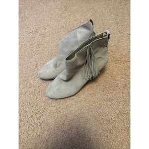 American Eagle Women's Size 10 Suede Fringe Ankle Boots Taupe‎ Block Heel